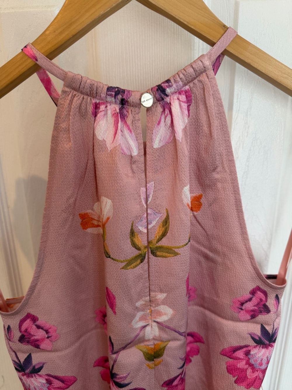 TED BAKER LONDON “Megarra” Rhubarb Halterneck Midi Dress - Picture 4 of 9